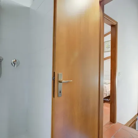 Comfortable Romeo Among Greenery - Happy Apartment Borgo a Mozzano