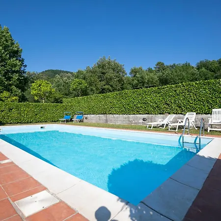 Hébergement de vacances Comfortable Romeo Among Greenery - Happy *